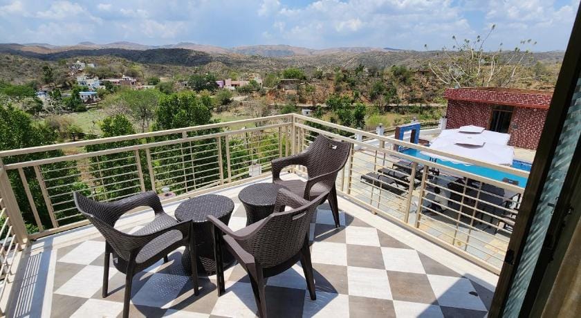 Skyview villa udaipur  Villa in Gujarat
