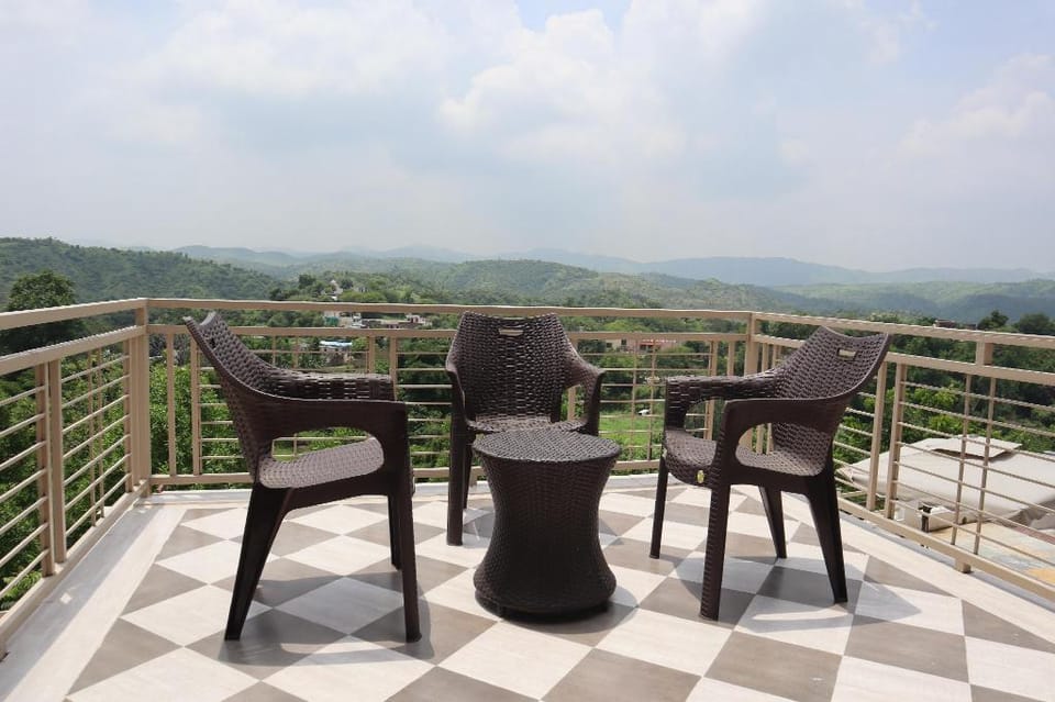 Skyview villa udaipur  Villa in Gujarat