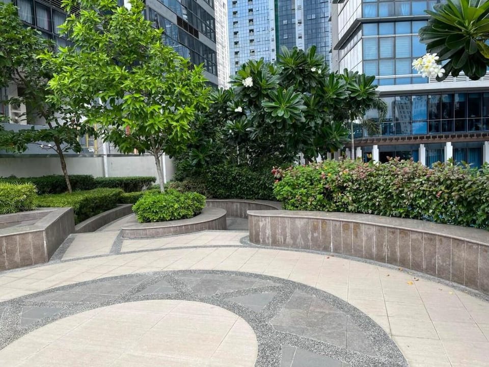 BGC Uptown Mall Suite Apartment in Makati