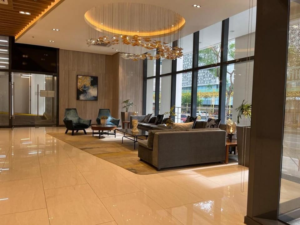 BGC Uptown Mall Suite Apartment in Makati