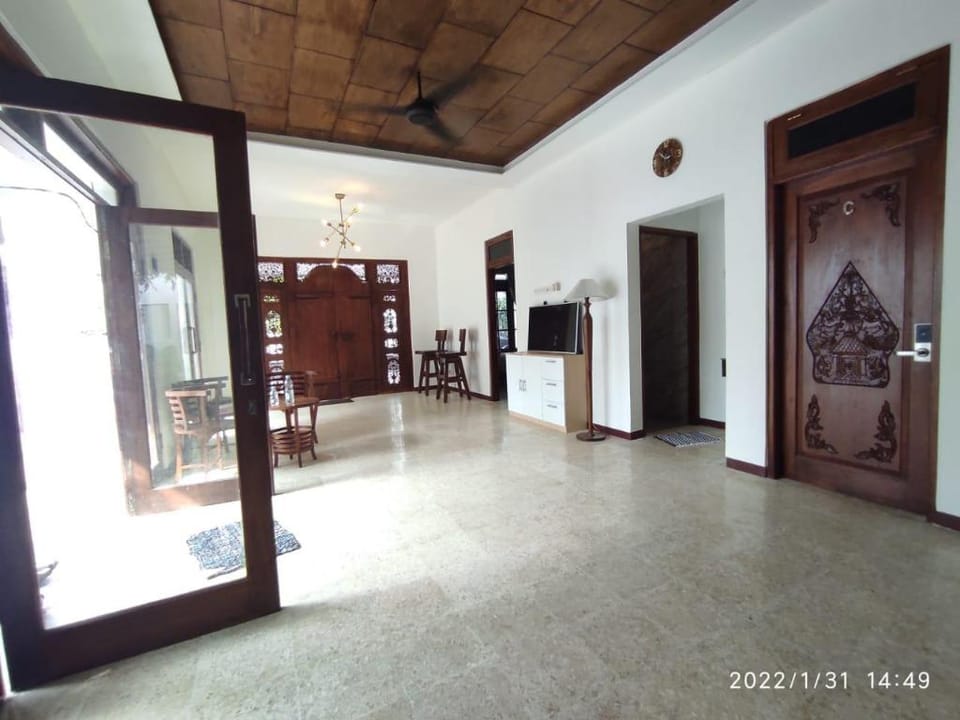 Ndalem Dhayoh Manahan - Front House Vacation rental in Indonesia