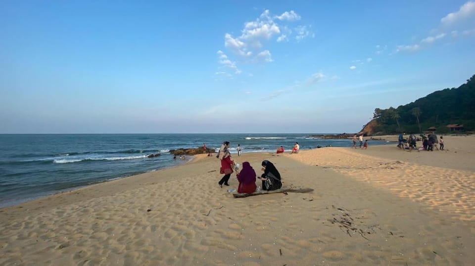 BESTARI BEACH DUNGUN Vacation rental in Terengganu, Malaysia