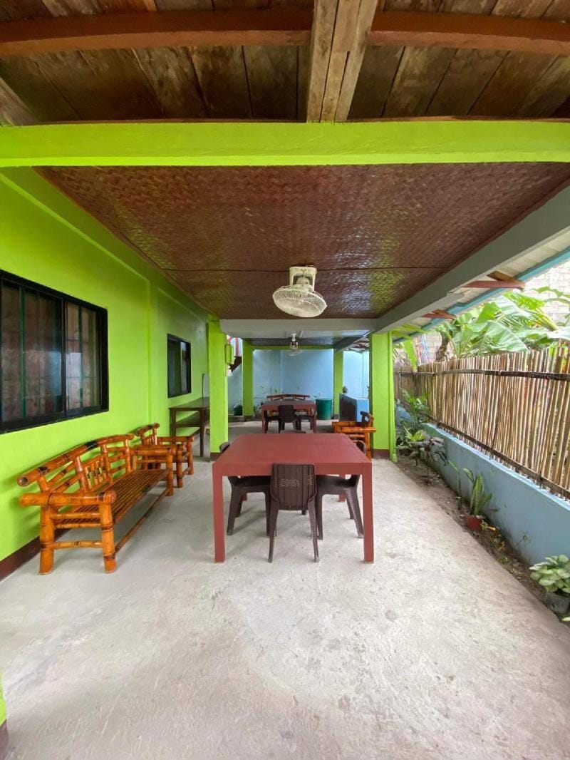 Selim Guesthouse Villa in San Vicente