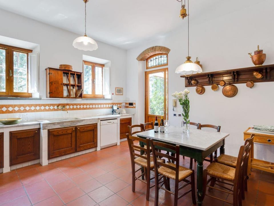 Poolside Leisure in Empoli Hideaway Villa in Tuscany