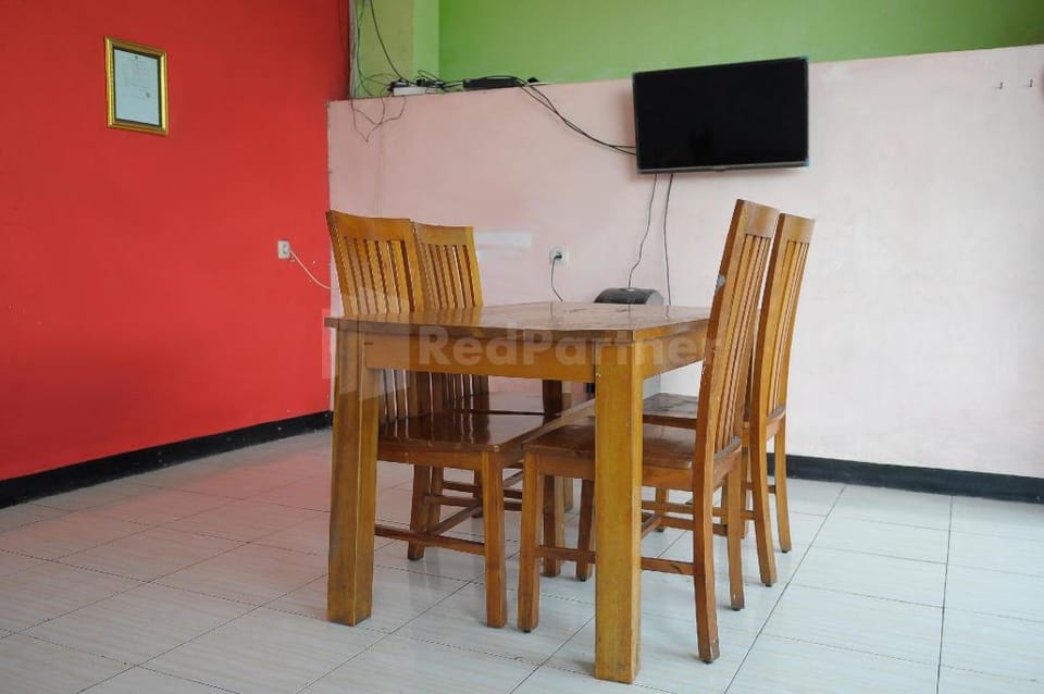 Hotel Abdulrahman Saleh Semarang Mitra RedDoorz Hotel in Indonesia