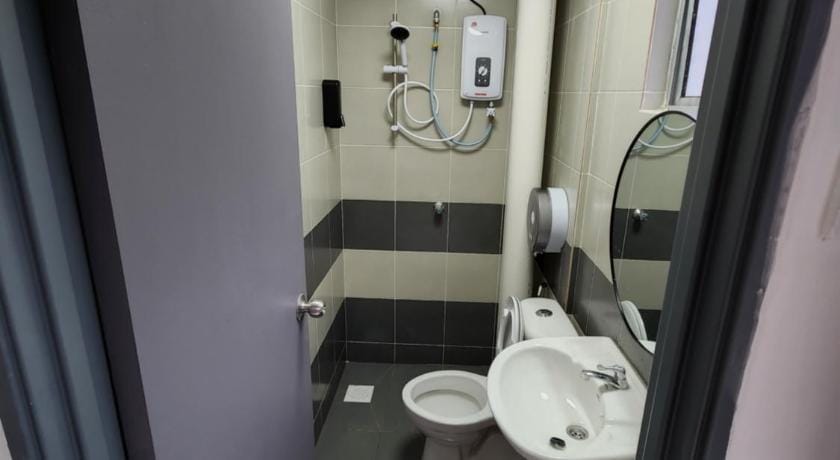 British Styles Emerald Avenue (10Pax) 623 (Wifi) Apartment in Brinchang