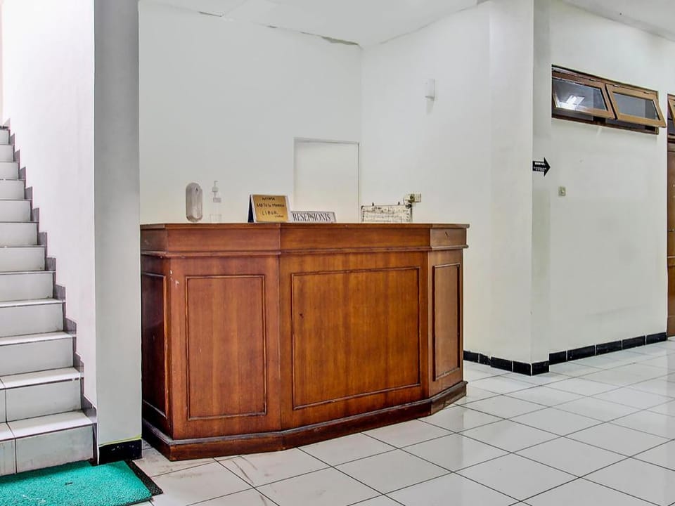 SPOT ON 91471 Syariah Wisma Uin Walisongo Hotel in Indonesia