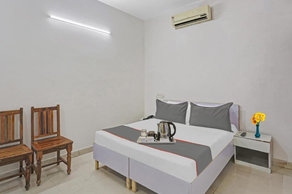 Hotel O Imperial Residency Hotel in New Delhi