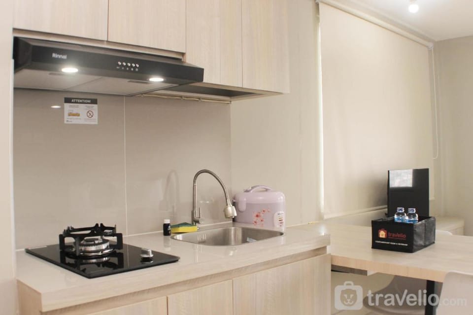 Cozy Studio at LRT City Jatibening Apt By Travelio Apartment in Jakarta