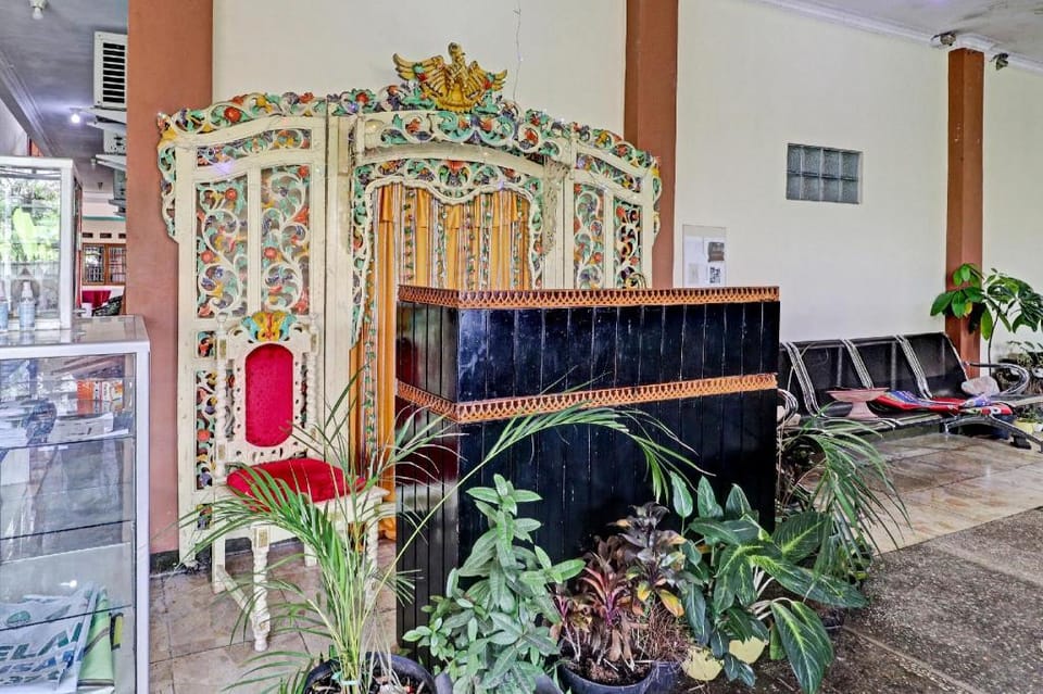 OYO Life 91480 Putridapisa Syariah Hotel in West Java