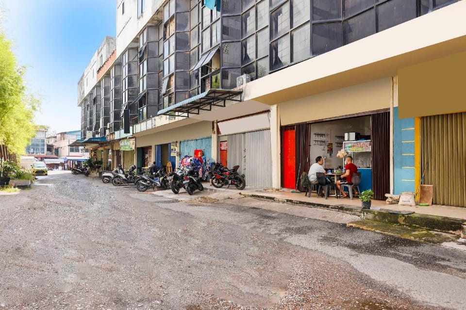 Hotel O Siantan Anambas Syariah NearHarbour Bay Ferry Hotel in Riau Islands, Indonesia