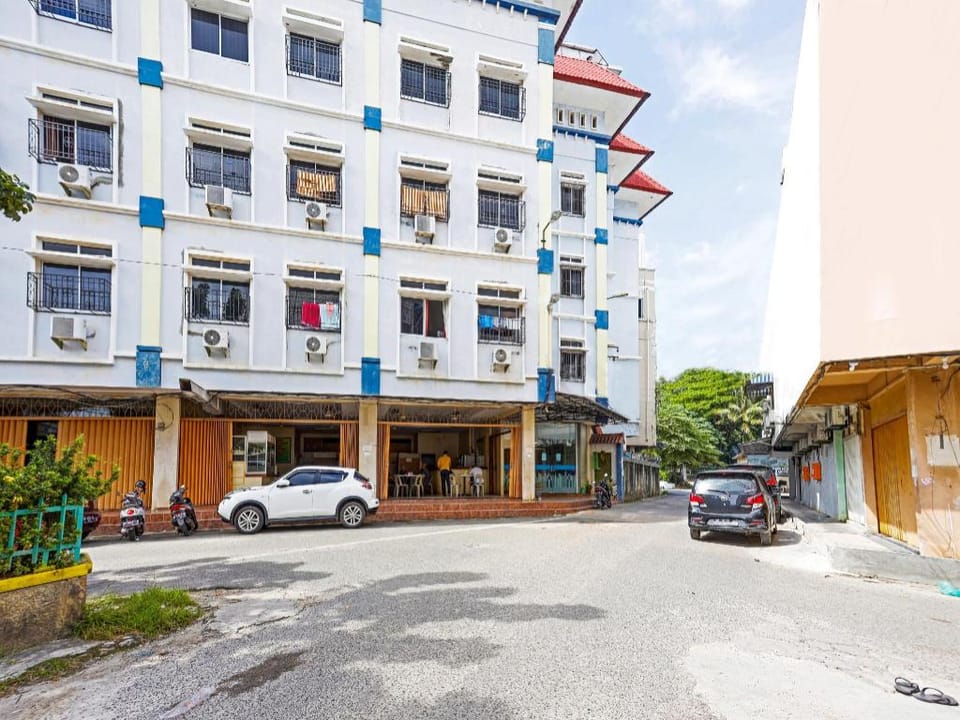 Collection O 91484 Lai Lai Apartment Hotel in Riau Islands, Indonesia