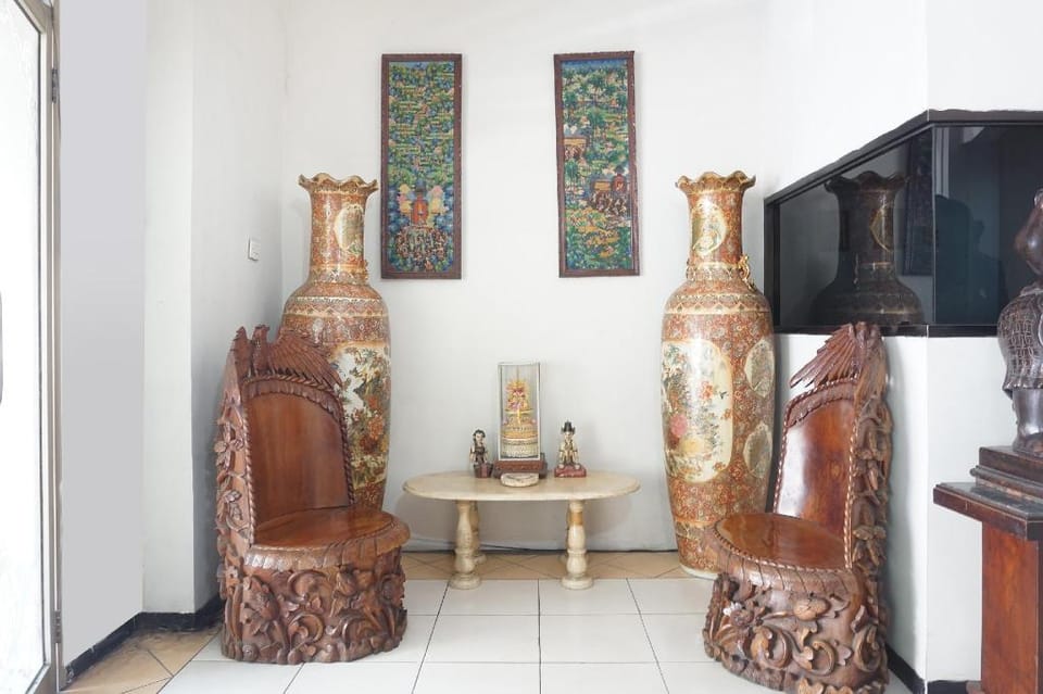 SPOT ON 91542 Hotel Emma Hotel in East Java