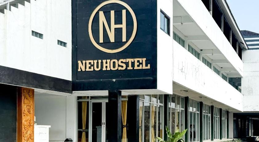 Capital O 91466 Hotel Neu Backpacker Tf Syariah (smk Tb) Hotel in West Java