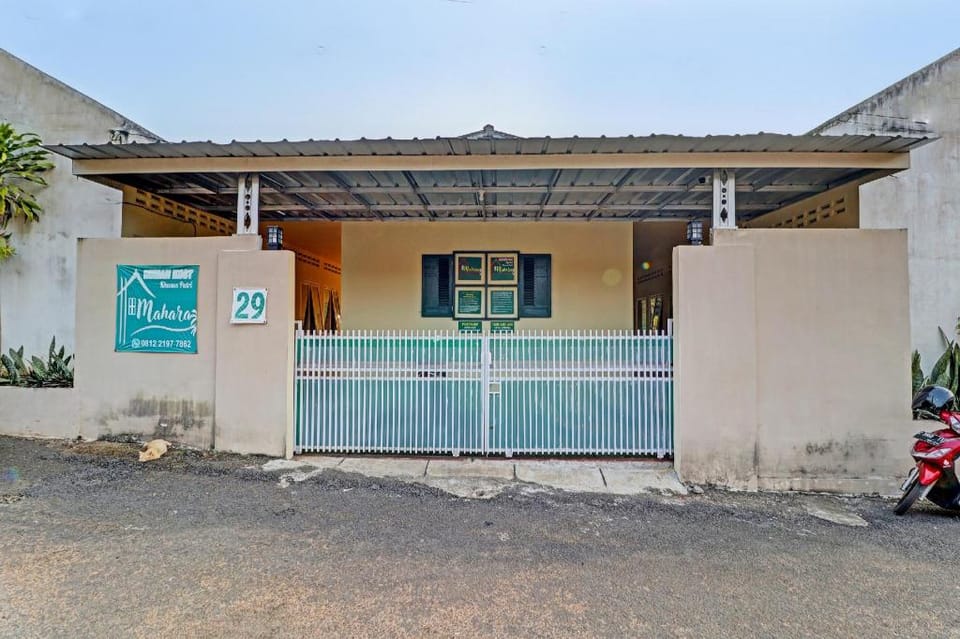 SPOT ON 91541 mahara syariah Hotel in West Java