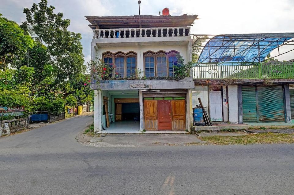 SPOT ON 91540 Ukuh Guesthouse Hotel in Special Region of Yogyakarta