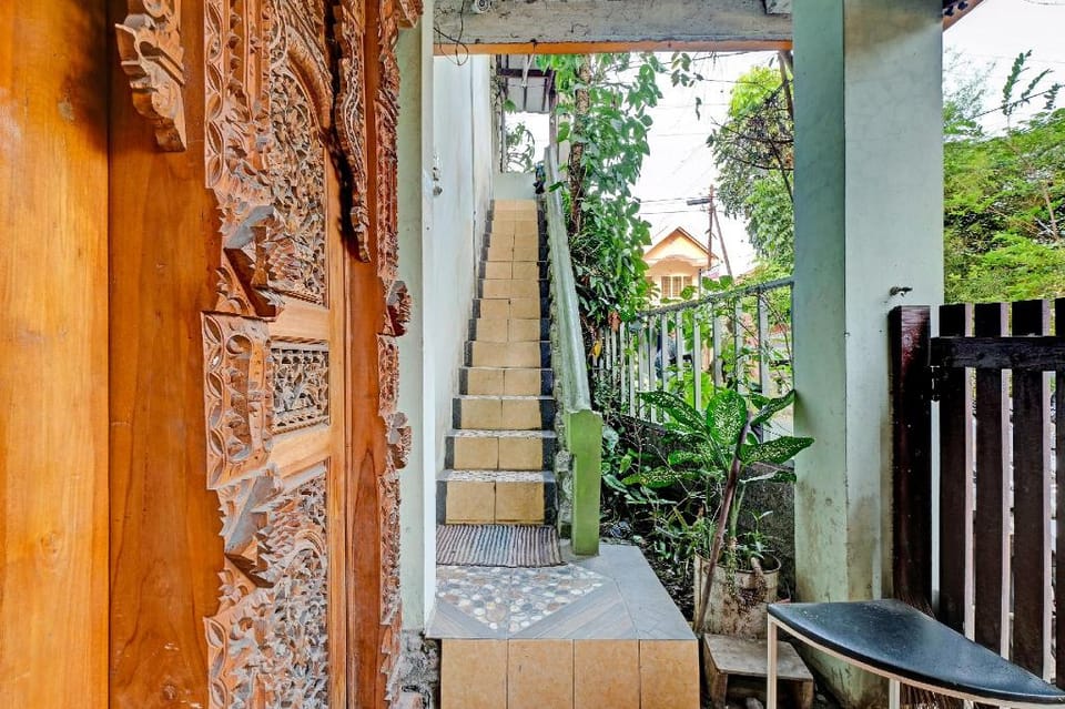 SPOT ON 91540 Ukuh Guesthouse Hotel in Special Region of Yogyakarta