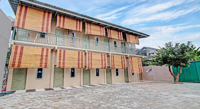 Hotel O Elif Homestay Syariah Hotel in West Sumatra, Indonesia