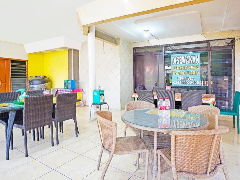 OYO 91558 Y 5417 Homestay Syariah Hotel in Surabaya