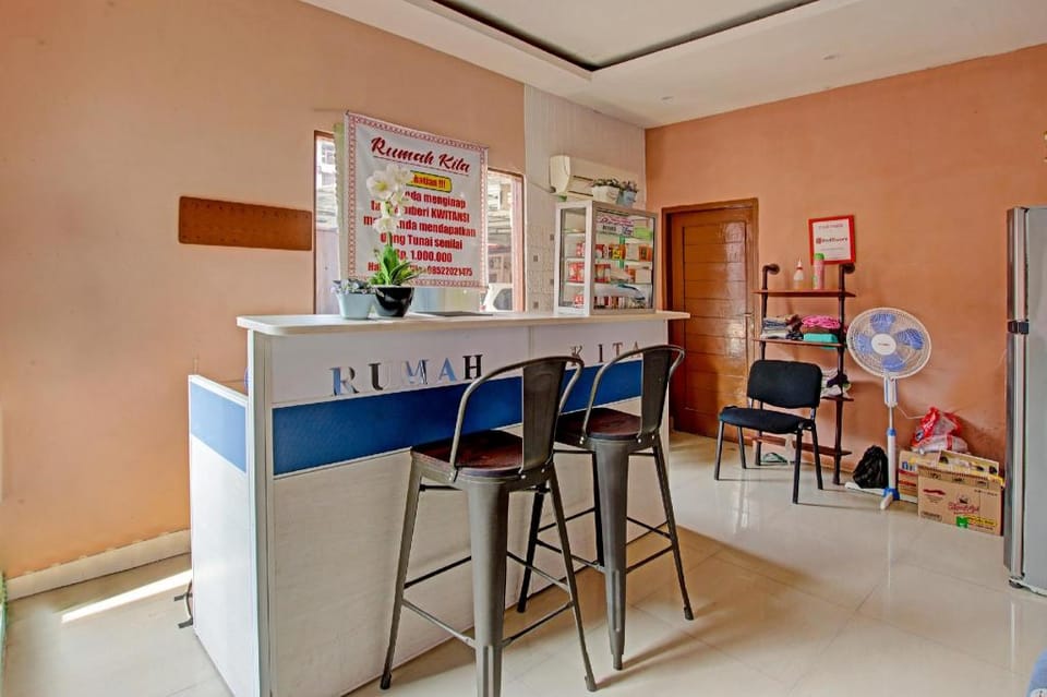 OYO 91490 Hotel Rumah Kita Hotel in West Java