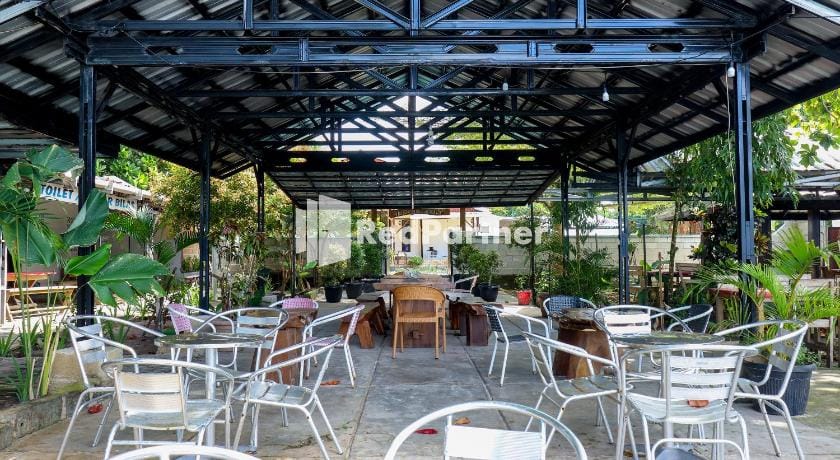 Sahabat Pantai Guest House Mitra RedDoorz Hotel in Indonesia