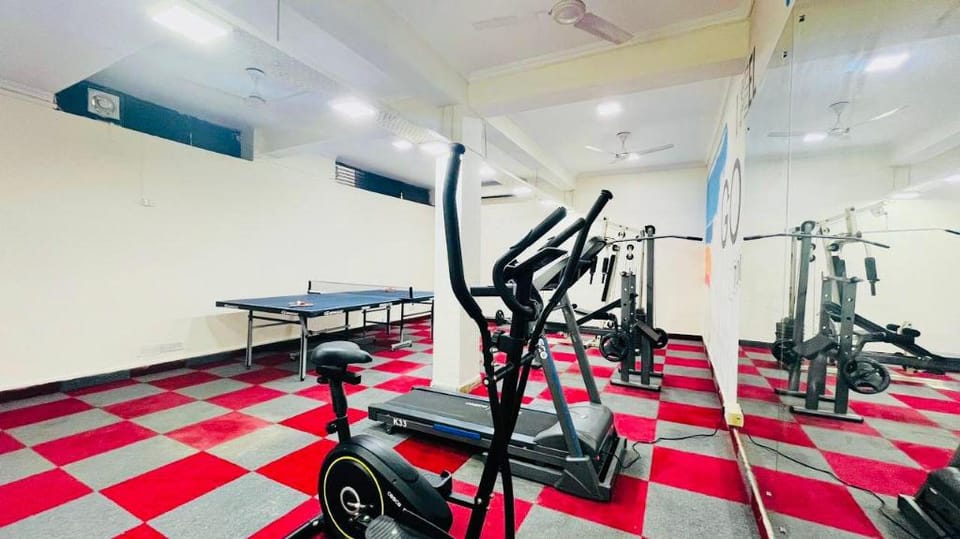 BluO Awesome 1BHK @ DLF Galleria Market - Gym, TT Apartment in Haryana