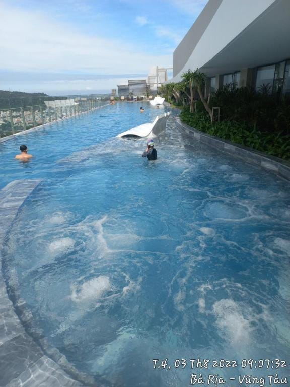The song Apartment in Vung Tau