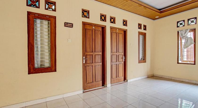 Hotel O Timoti Guest House Hotel in Special Region of Yogyakarta