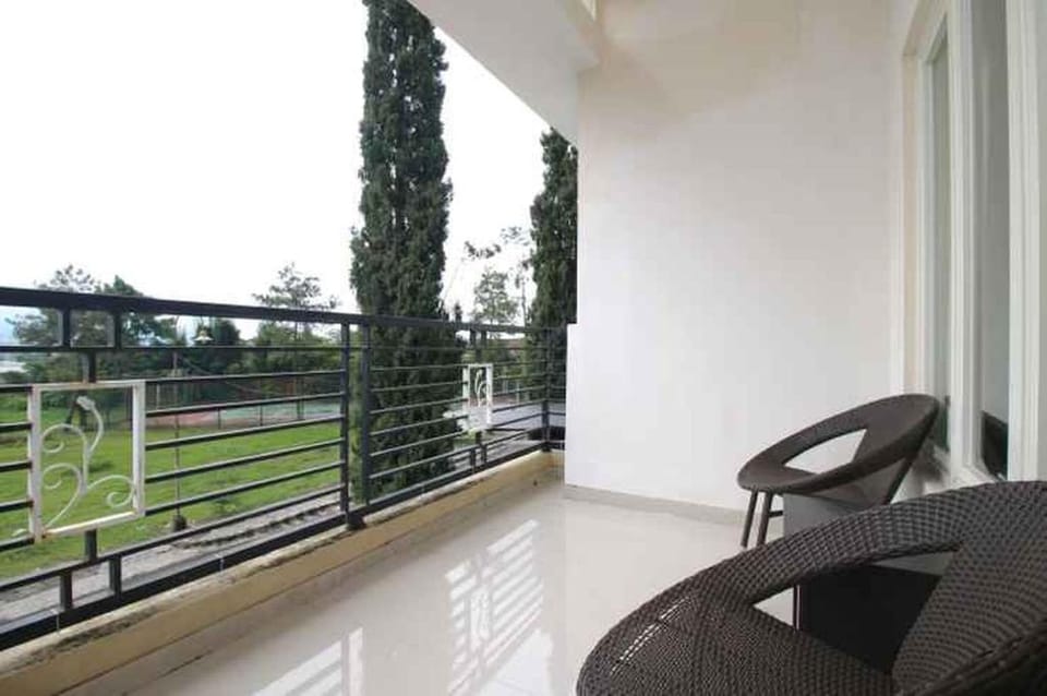 Panorama Villas Batu F-16 Hotel in Batu