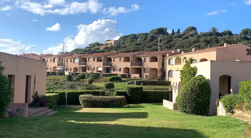 Appartement T3 en Bord de Mer Corse Apartment in Corsica