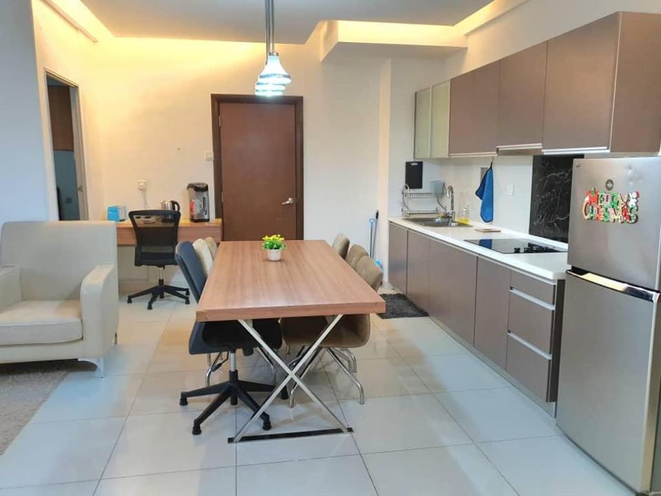 Regalia Suites - Family Three Bedrooms Apartment Apartment in Federal Territory of Kuala Lumpur