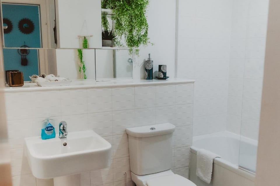 Lovely Bohemian Apartment in Heart of City Life Apartment in Glasgow