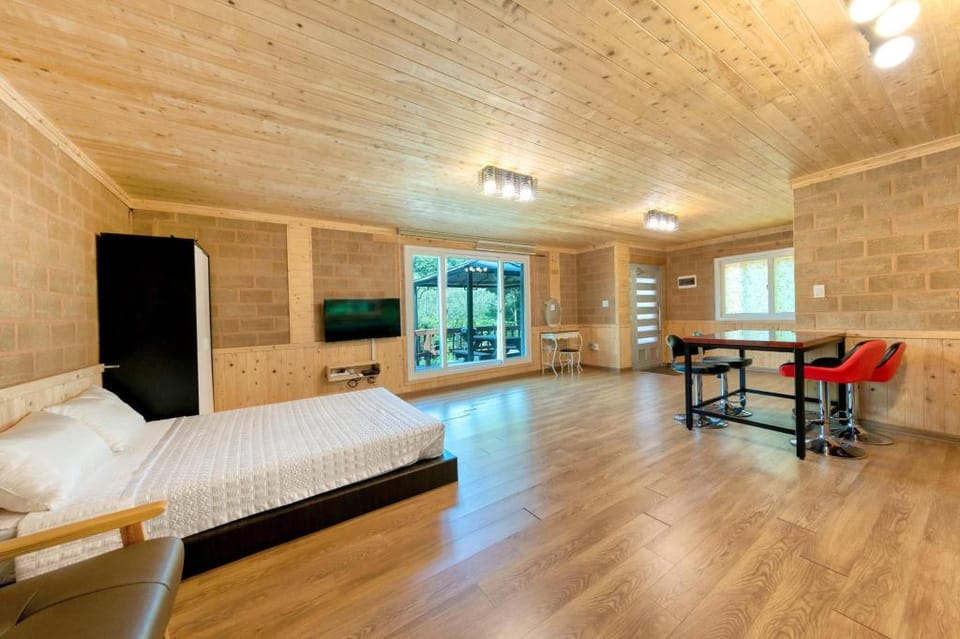 Hongcheon Stoneisland Pension Bed and Breakfast in Gyeonggi-do