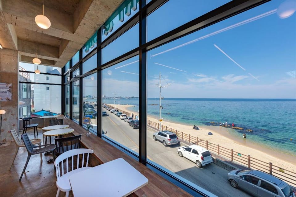 Gangneung Youngjineul Damda Bed and Breakfast in South Korea