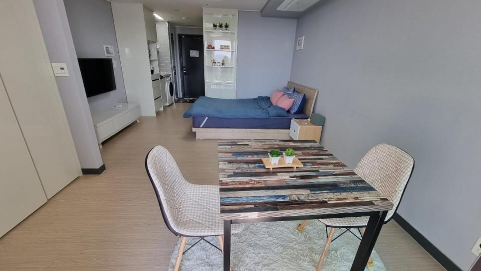 Yeosu Utop Ubless Bed and Breakfast in South Korea