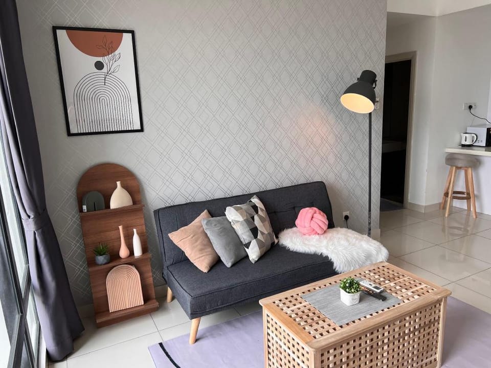 JB Southkey Mosaic Midvalley (High Floor)2 Bedroom Apartment in Johor Bahru