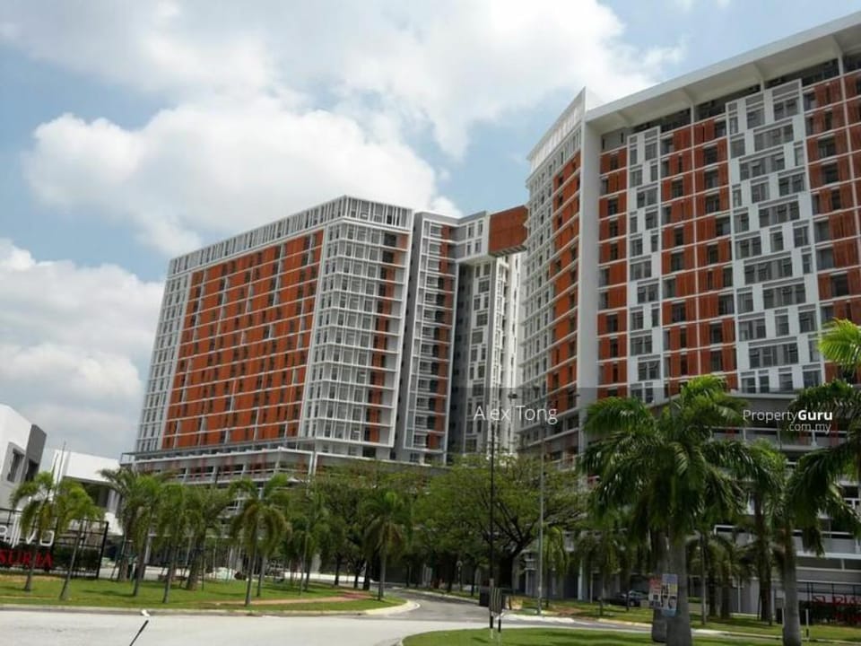A 3-bedroom apartment with infinity pool Apartment in Selangor, Malaysia