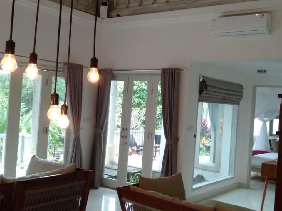 One Bedroom Luxury Bungalow Vacation rental in West Selemadeg