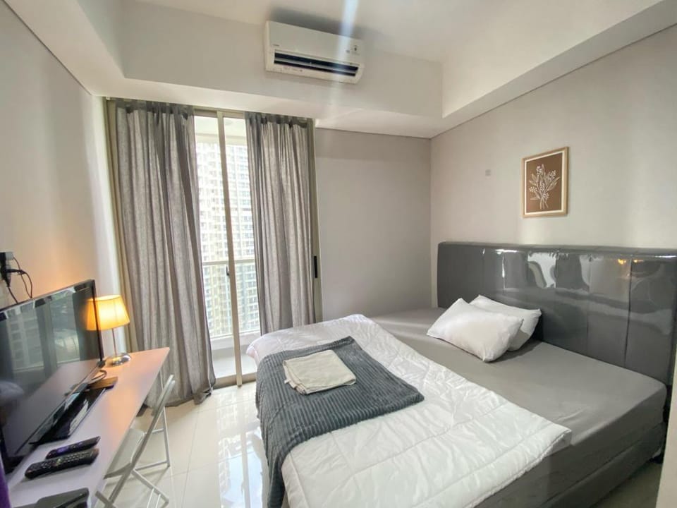 Taman Anggrek Residence by Micky Studio 12 Apartment in Jakarta