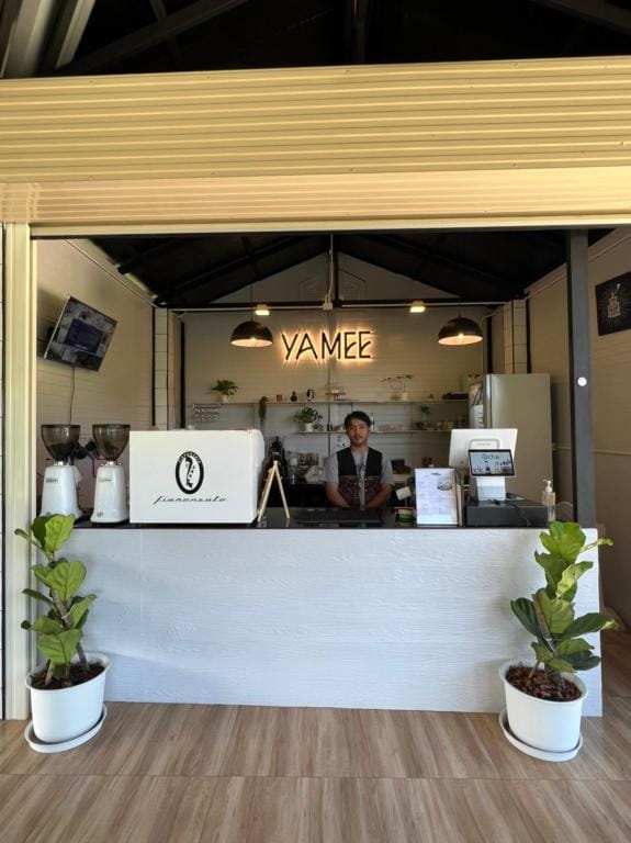 YAMEE Homestay cafe Hotel in Thailand