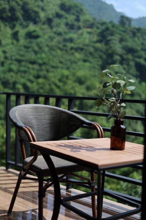 YAMEE Homestay cafe Hotel in Thailand