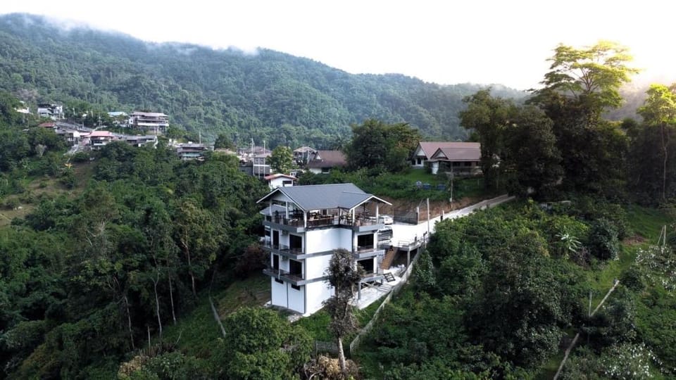 YAMEE Homestay cafe Hotel in Thailand