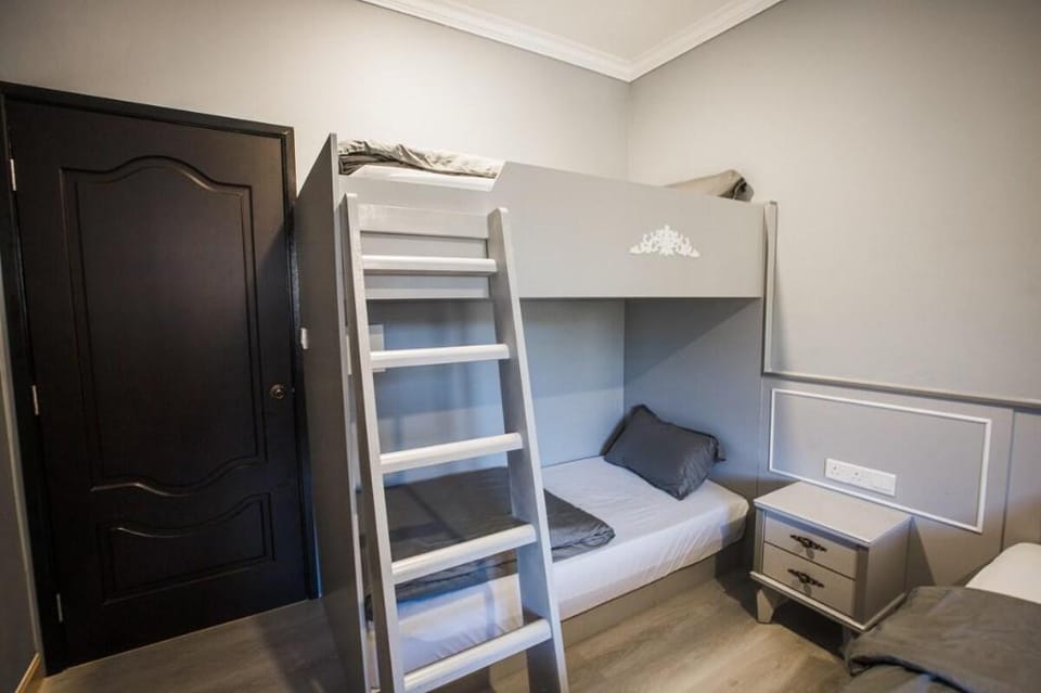 Saffron Home @ Barrington Villa, Golden Hills Vacation rental in Brinchang