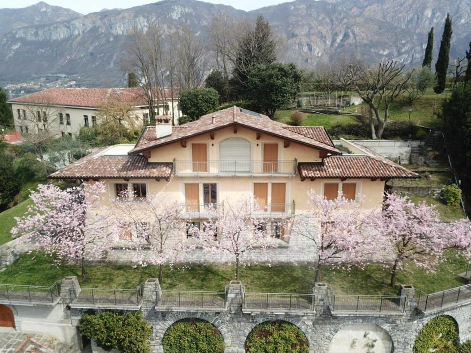  Villa Primula Bellagio-Italy-private jacuzzi  Apartment in Bellagio
