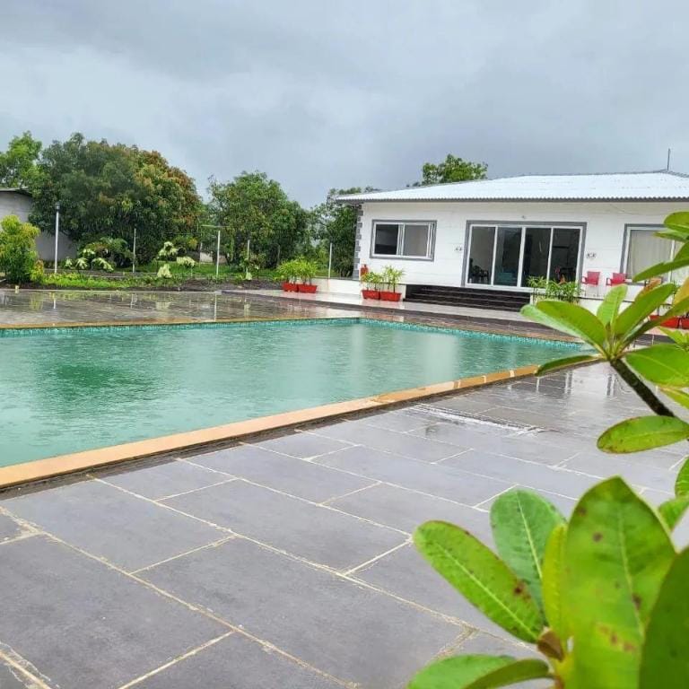 THE SHREE VILLA - 4 bedroom villa near ALIBAG Villa in Maharashtra