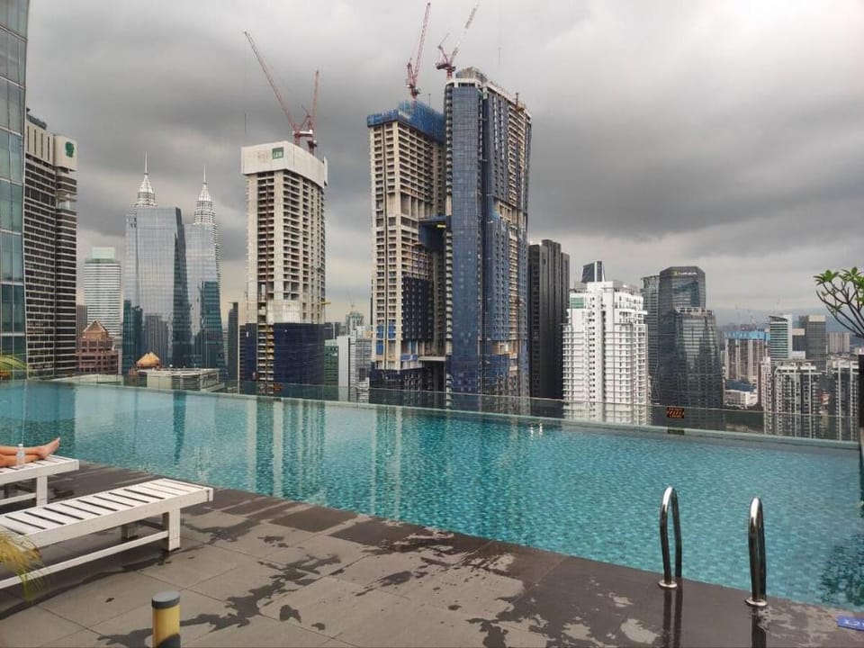 Starhill | Premium bed | Dorsett | Bathtub | Nflix Apartment in Federal Territory of Kuala Lumpur