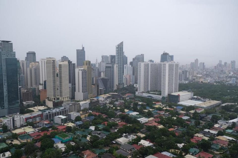 One Bedroom  n Gramercy Free Pool&Gym  Vacation rental in Manila City