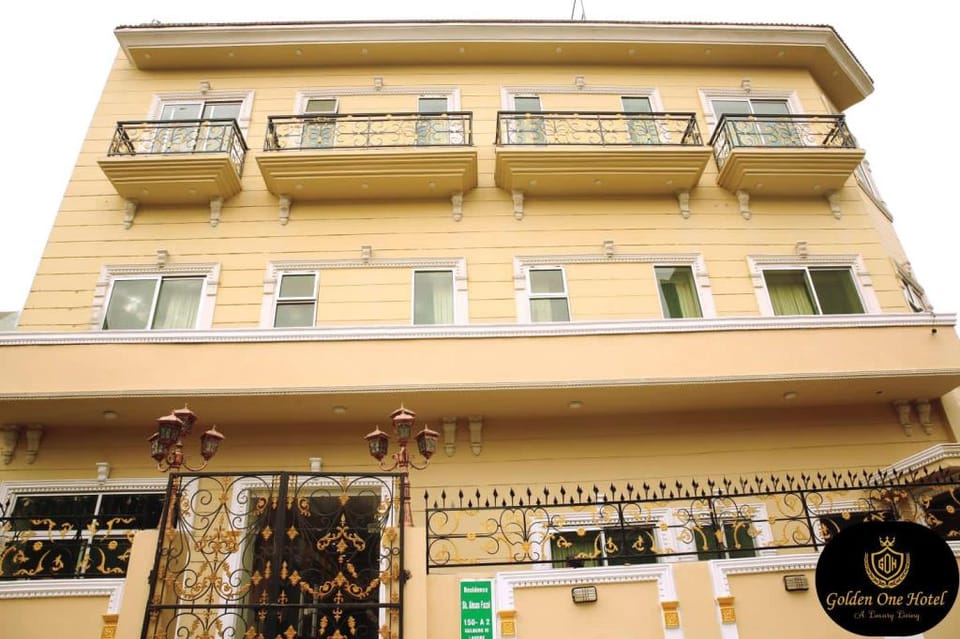 Golden One Hotel   Apartment in Lahore