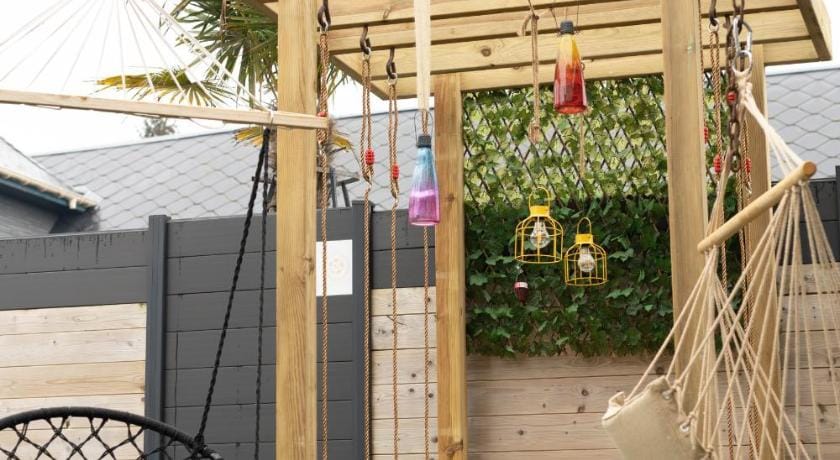 Le gîte suspendu et sa chambre cachée Vacation rental in Hauts-de-France