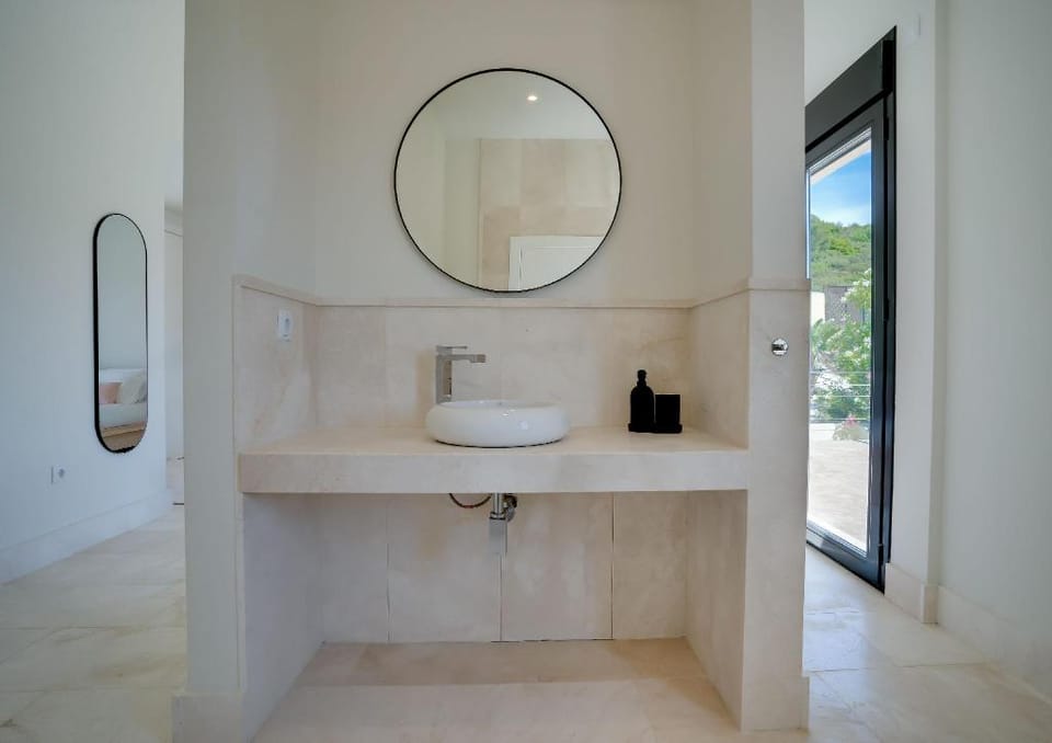 Spectacular luxury villa in complete silence Villa in Andalusia